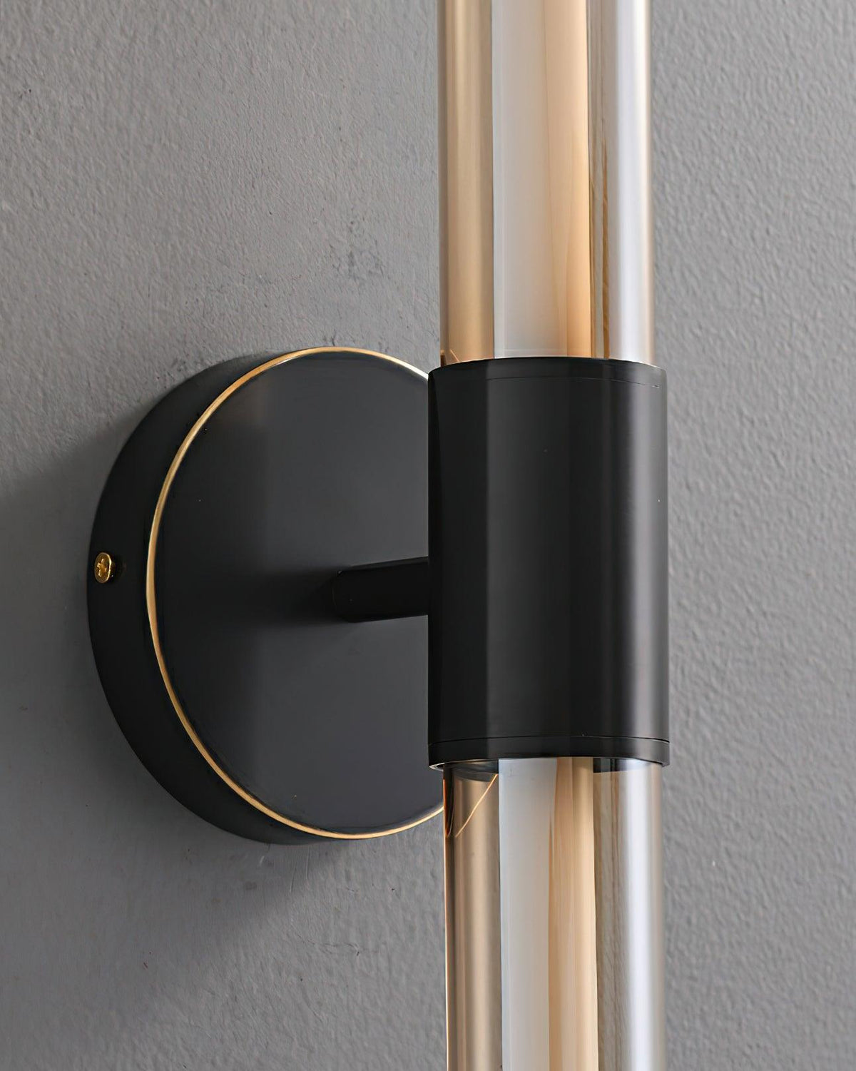 cylinder-glow-wall-light