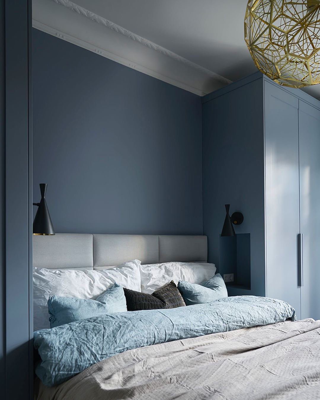 Beat Wall Light