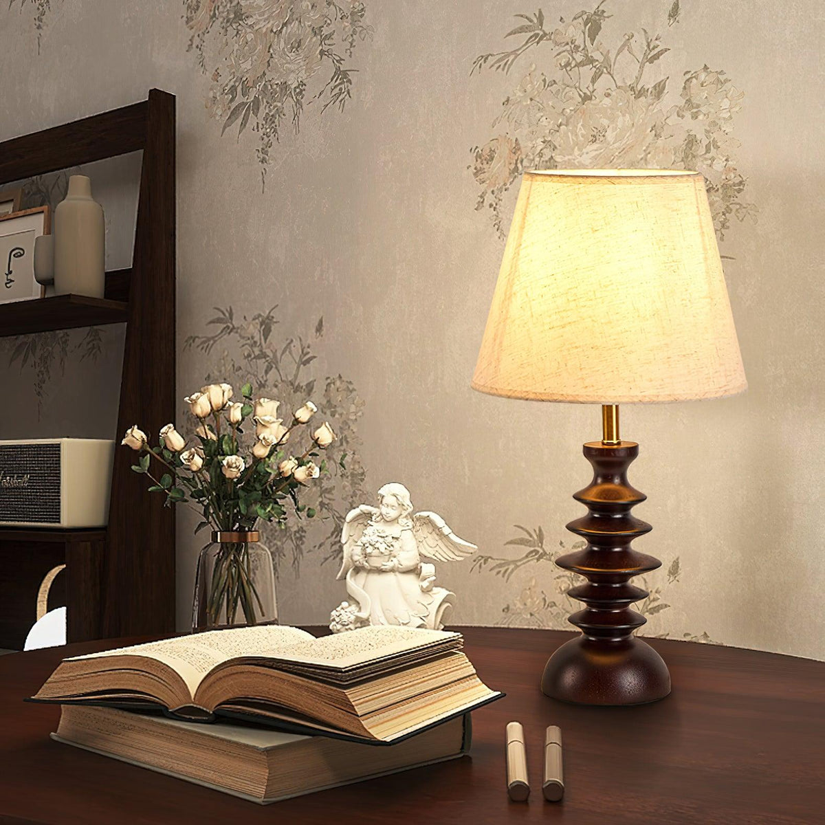 beatrice-table-lamp