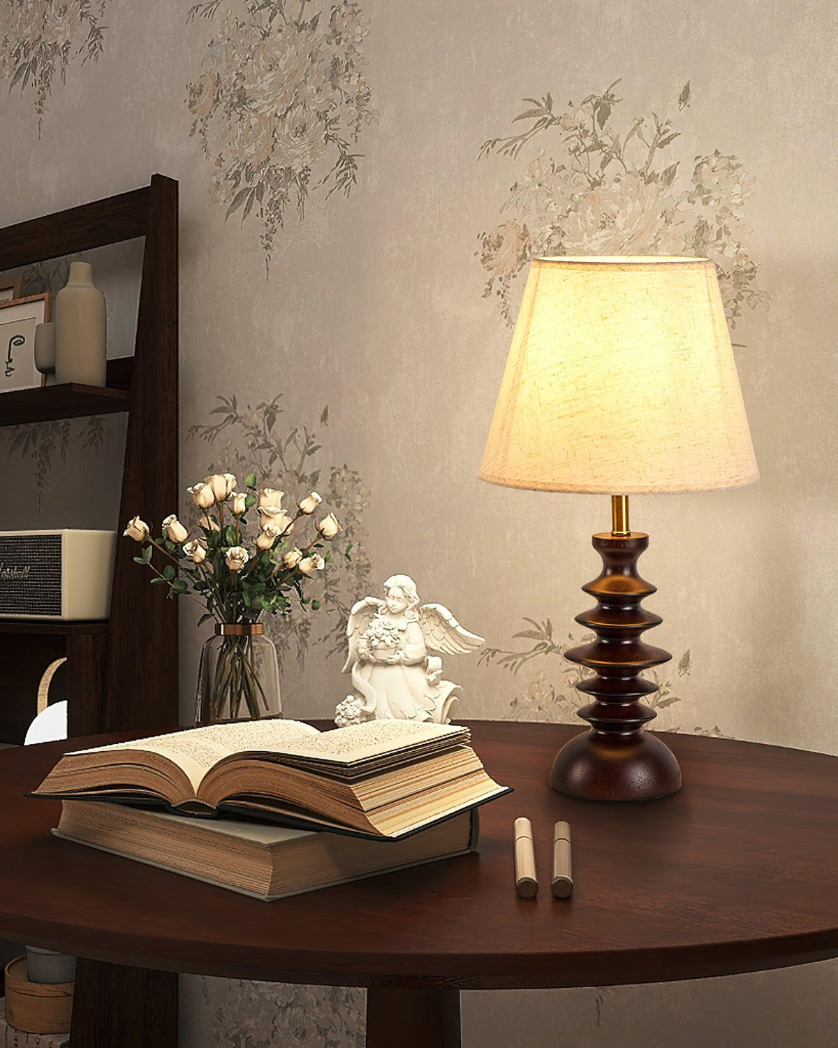 beatrice-table-lamp