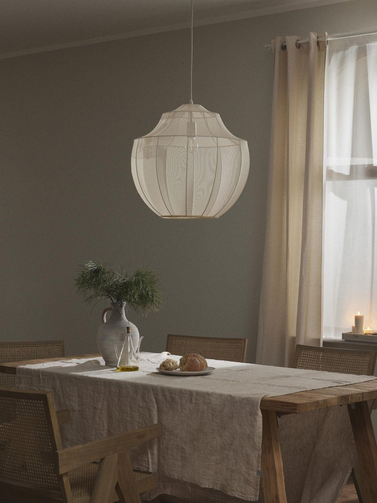 beau-mesh-pendant-light