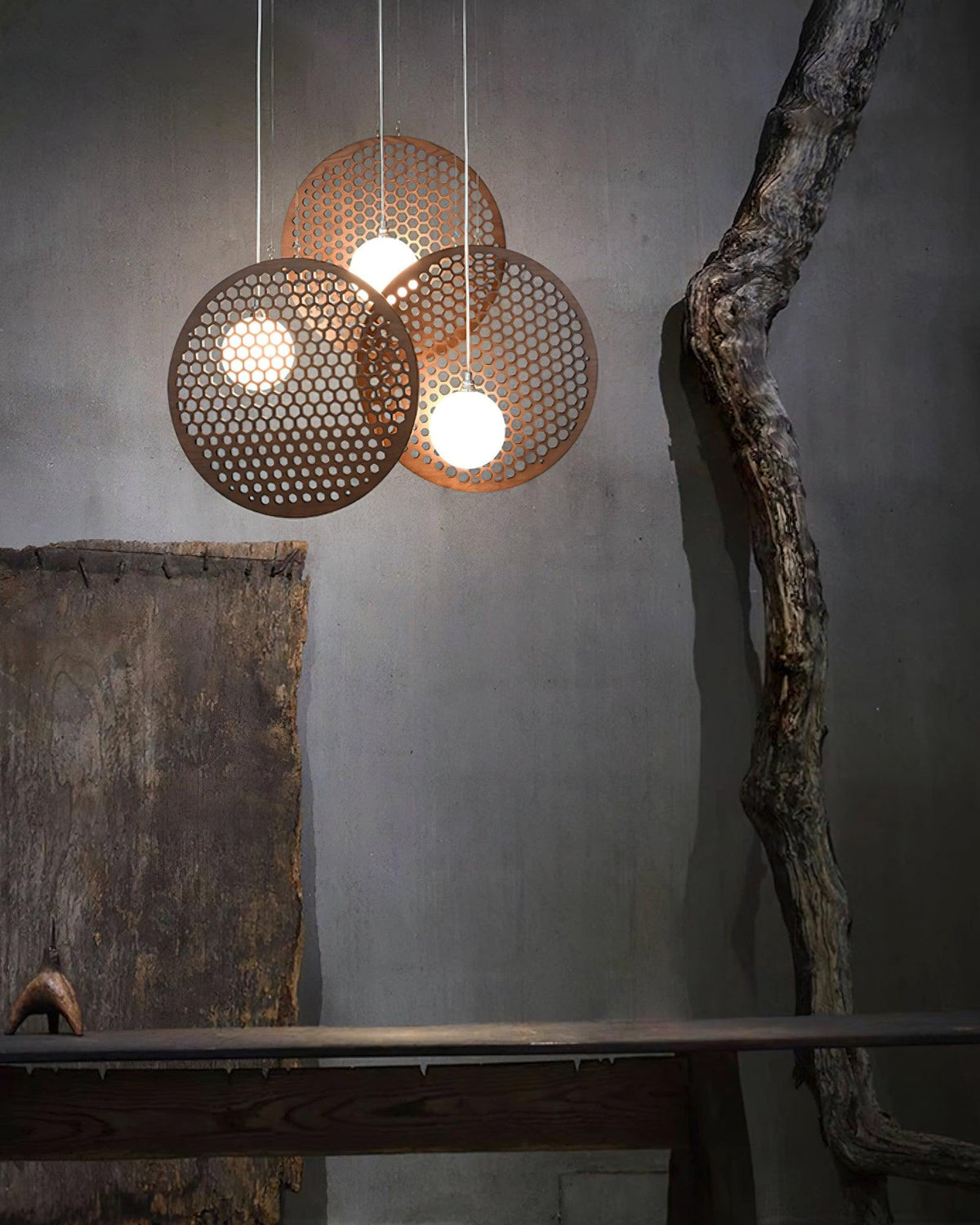 bee-plate-chandelier