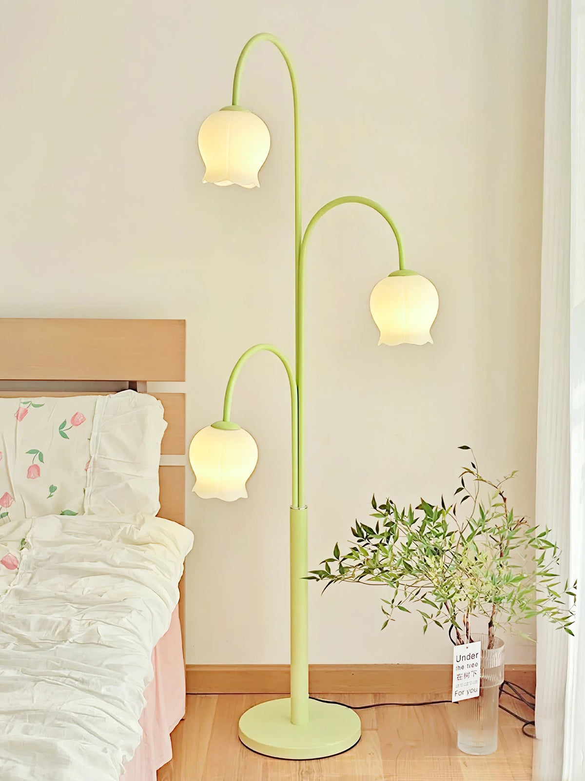 bell-orchid-floor-lamp