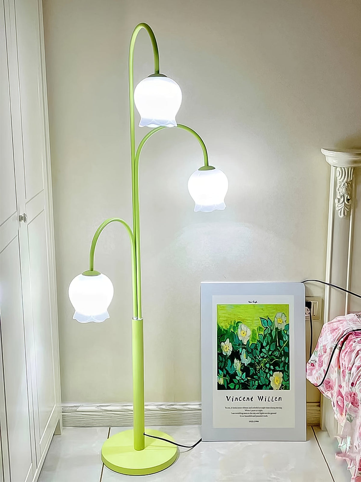 bell-orchid-floor-lamp