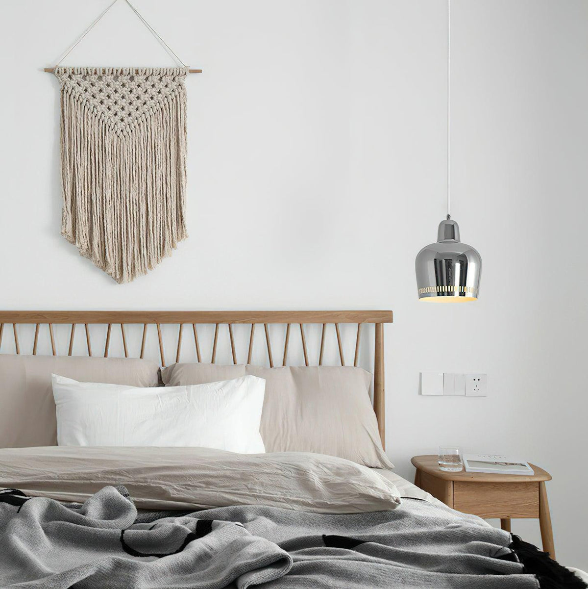 bell-shadow-pendant-lamp
