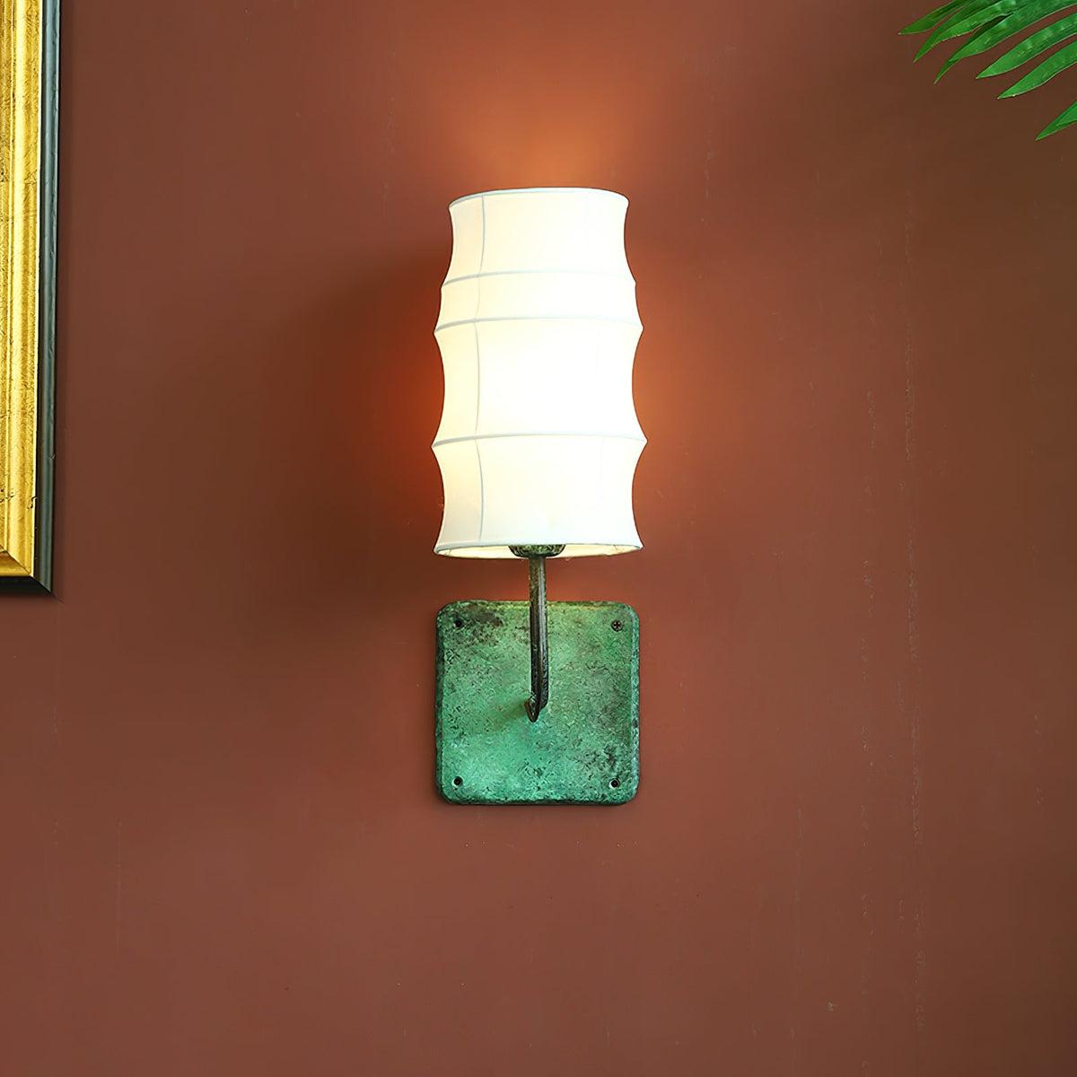 bennet-wall-lamp