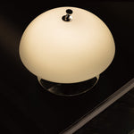beret-table-lamp