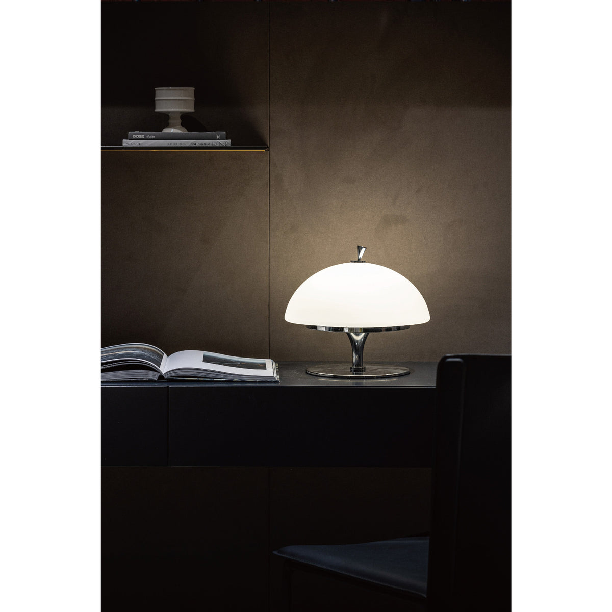 beret-table-lamp