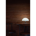 beret-table-lamp