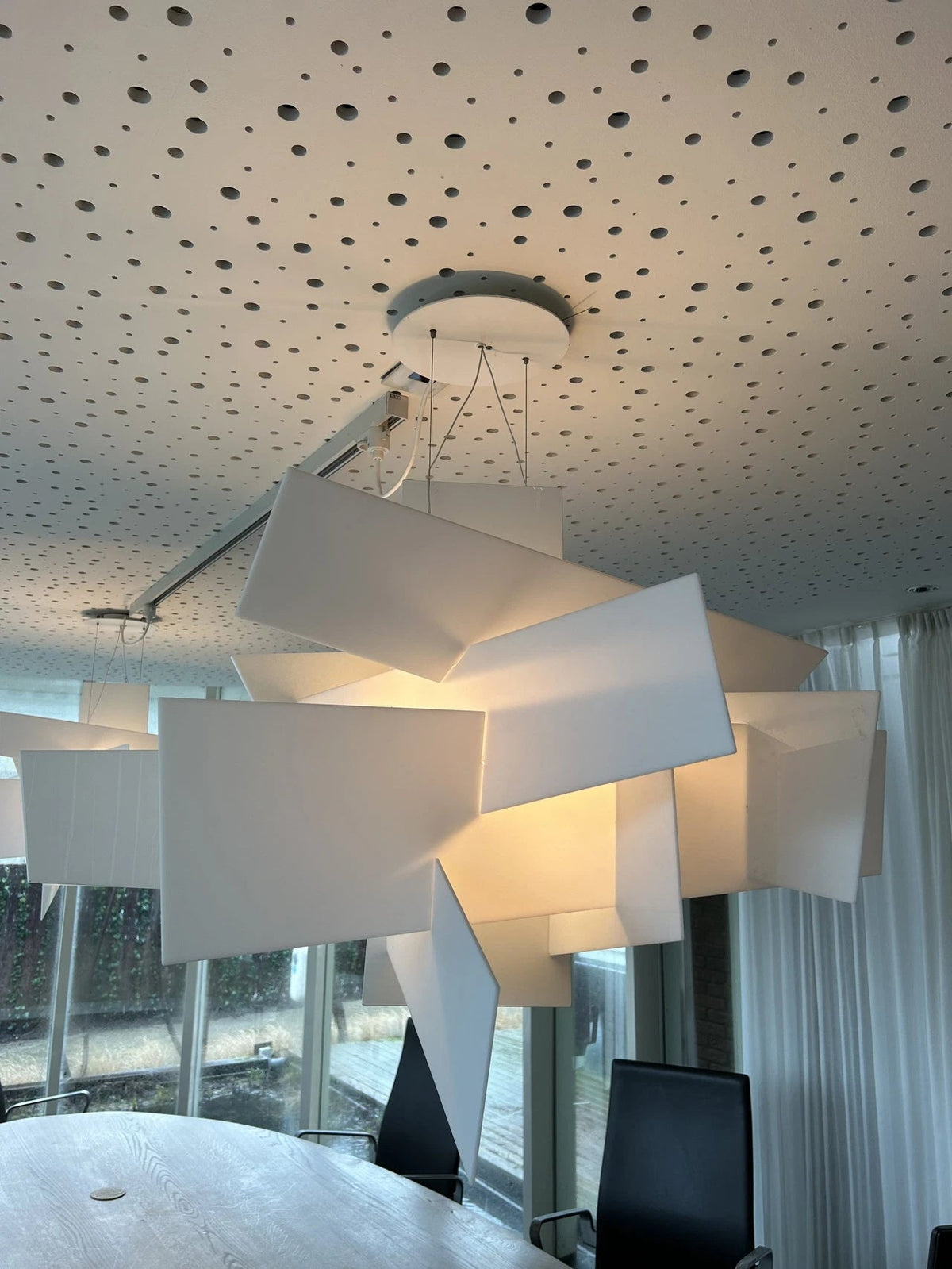 big-bang-chandelier