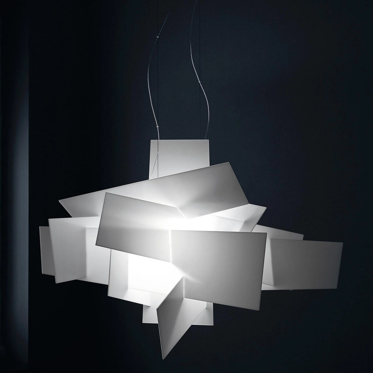big-bang-chandelier