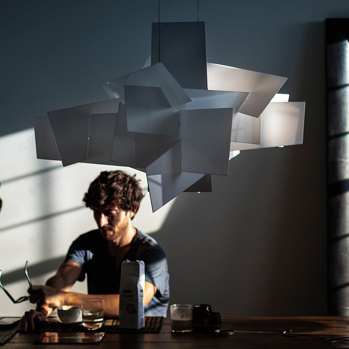 Big Bang Sculptural Pendant Light in White Metal and Acrylic