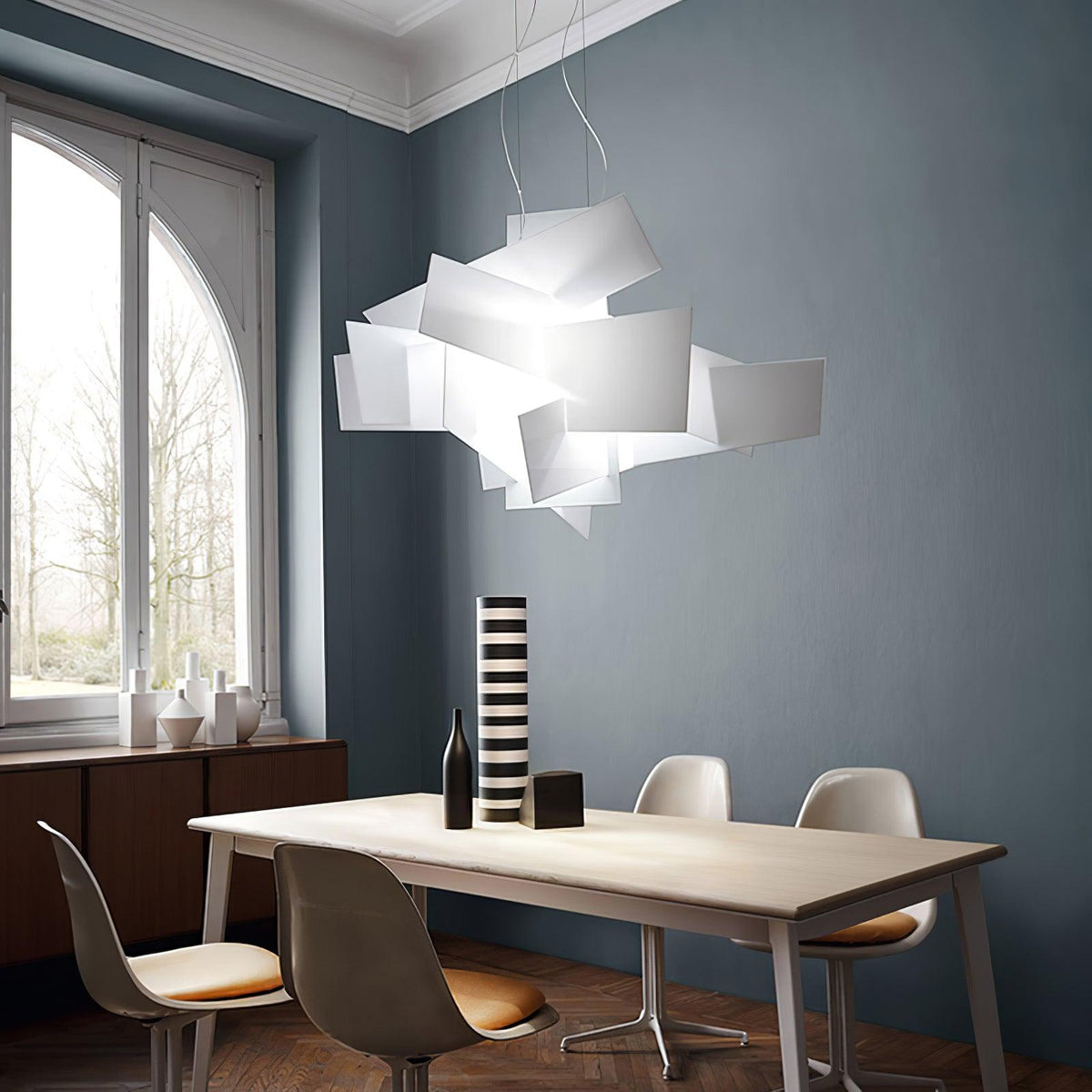 Big Bang Sculptural Pendant Light in White Metal and Acrylic