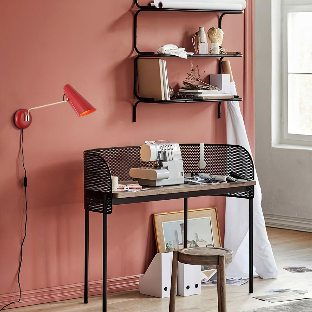 birdy-plug-in-wall-lamp