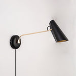 birdy-plug-in-wall-lamp