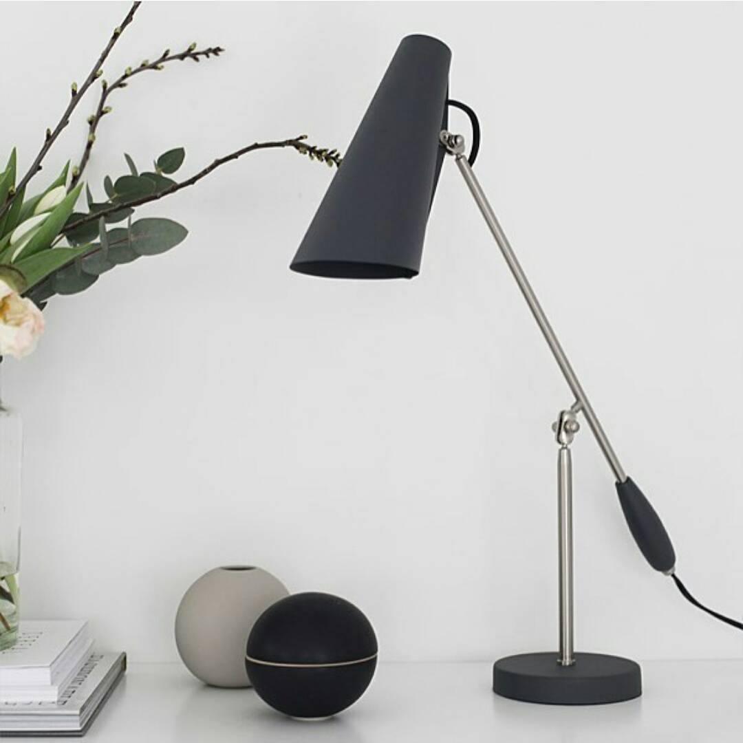 birdy-table-lamp