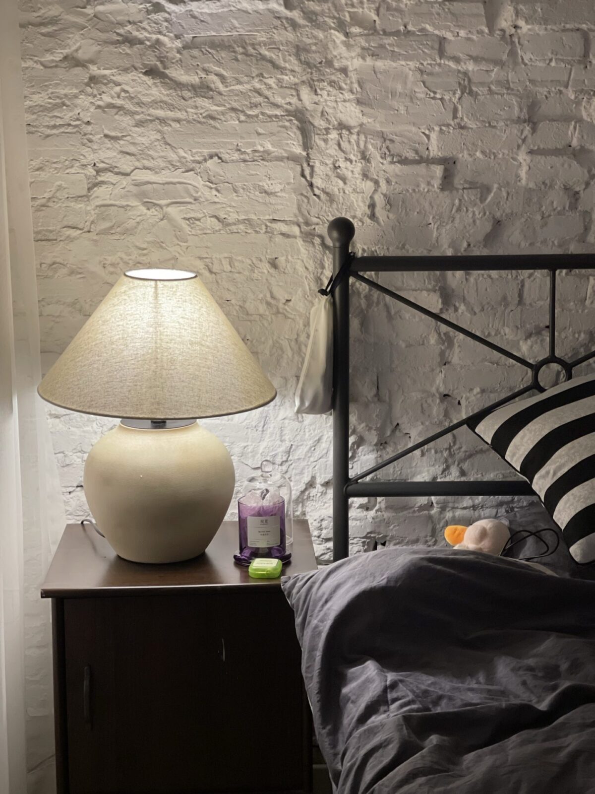 Black Mud Table Lamp