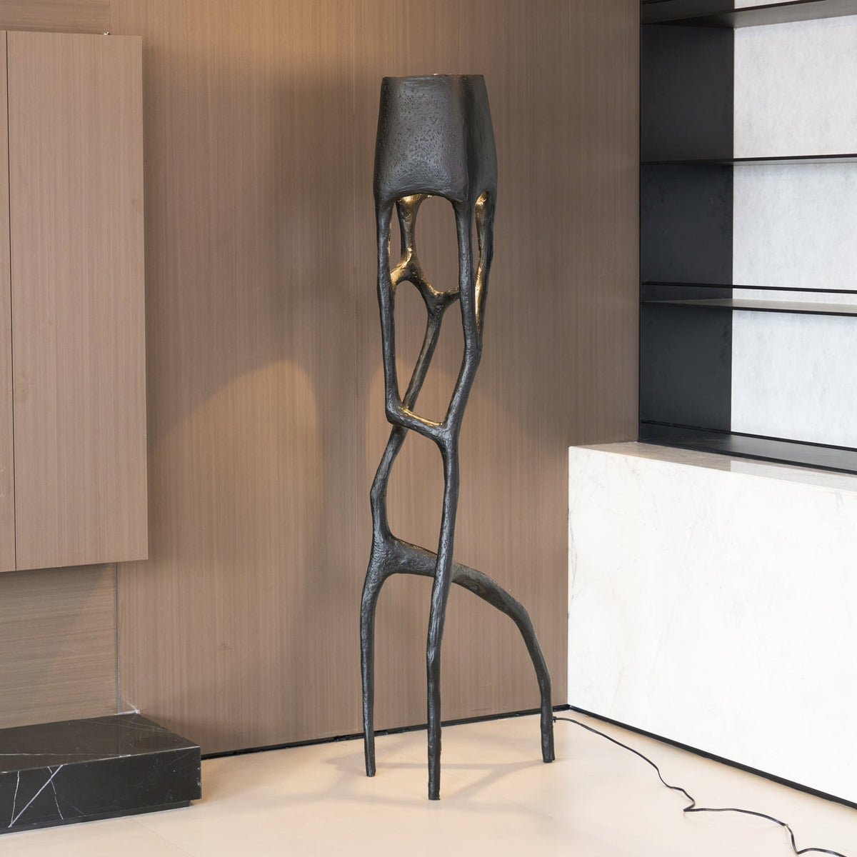 black-tree-sculpture-floor-lamp