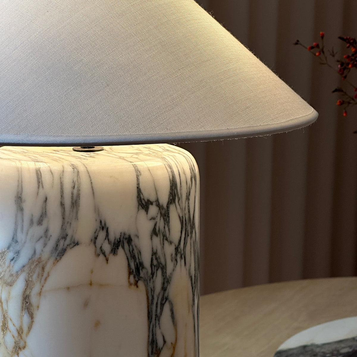 block-marble-table-lamp