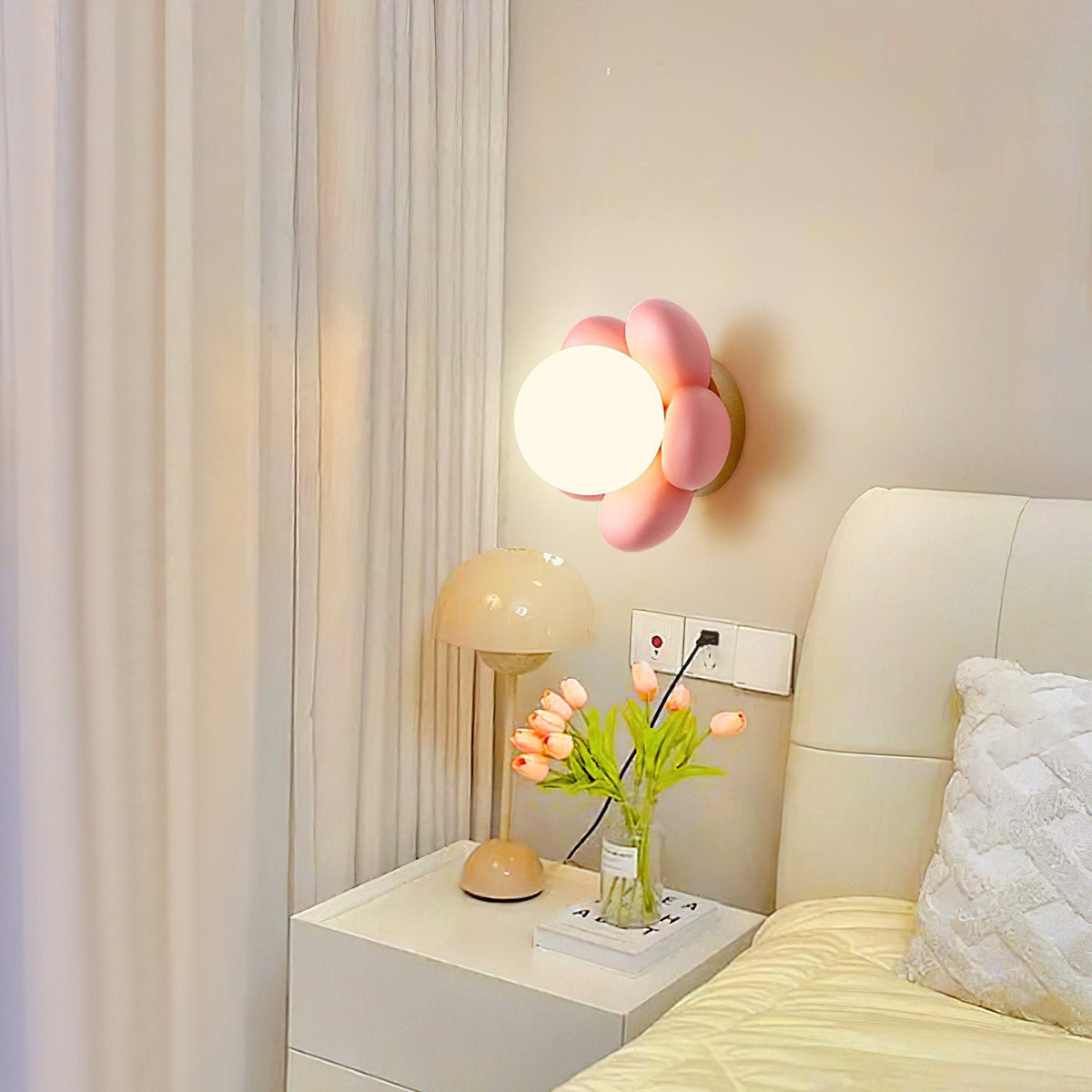 Bloom Flower Wall Lamp