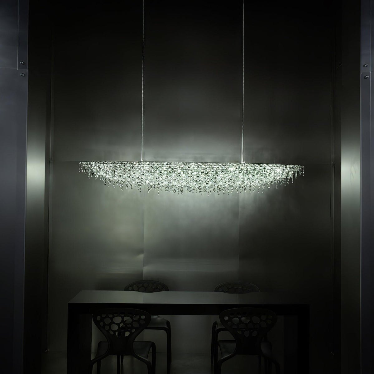Boat Crystal Chandelier – Modern Linear LED Pendant for Dining & Living Rooms