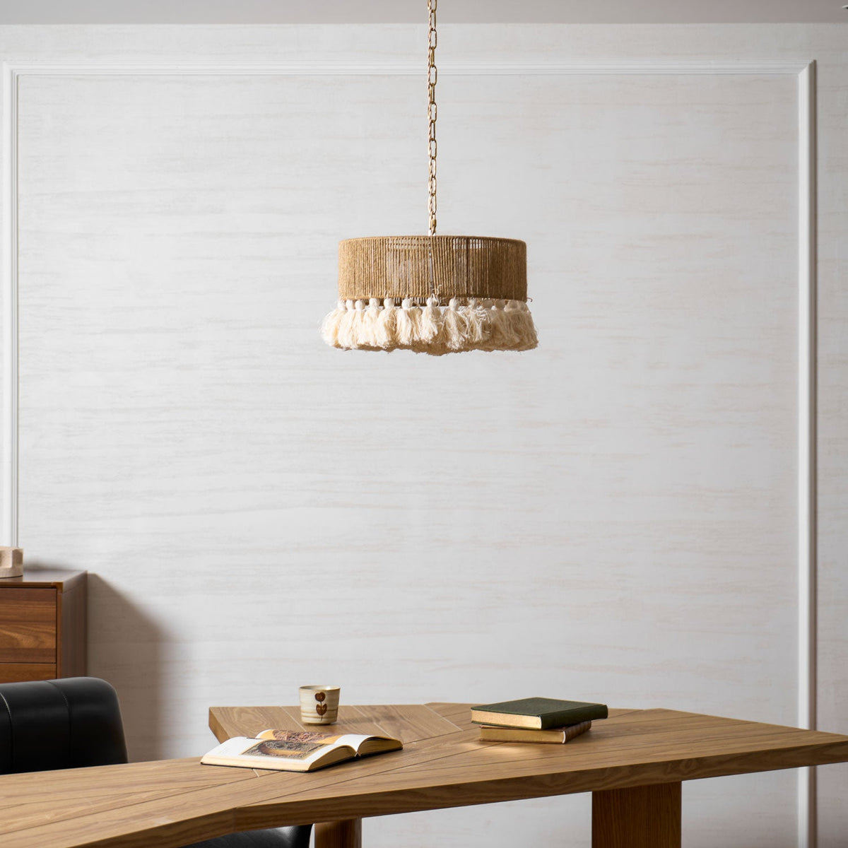 Boho Rara Handwoven Cotton Pendant Light – Natural Hemp Tassel Chandelier