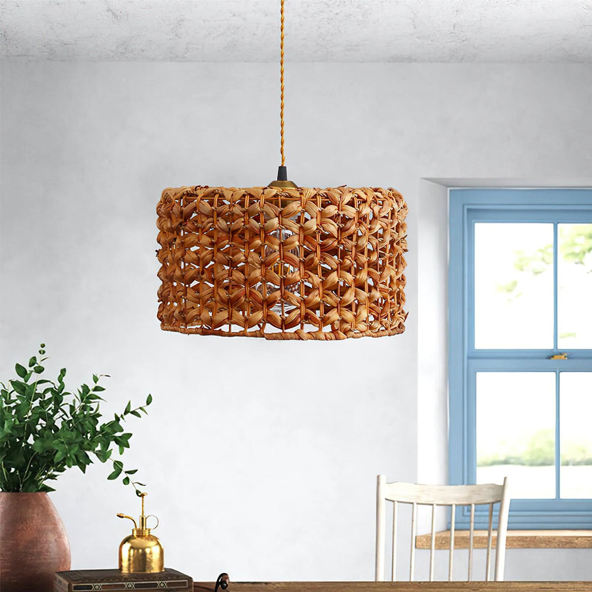 boho-rattan-woven-lampshade-pendant-light