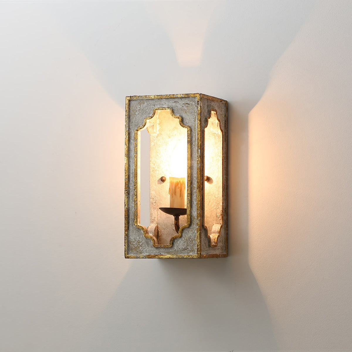 boho-rustic-cube-sconce
