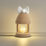 bow-tie-hat-table-lamp