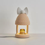 bow-tie-hat-table-lamp