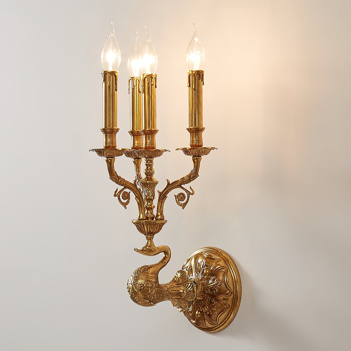 brad-palace-wall-lamp