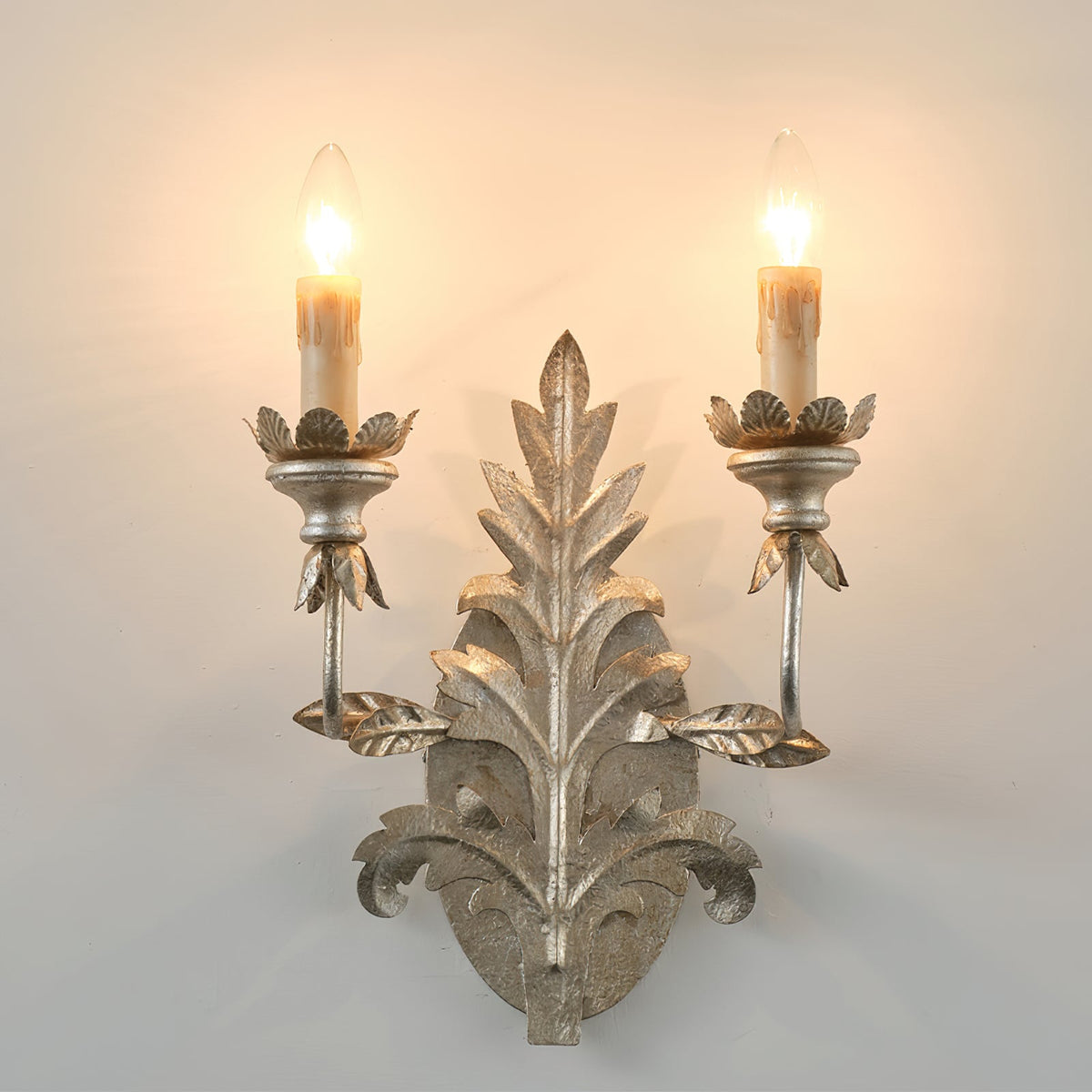 branch-leaf-wall-lamp