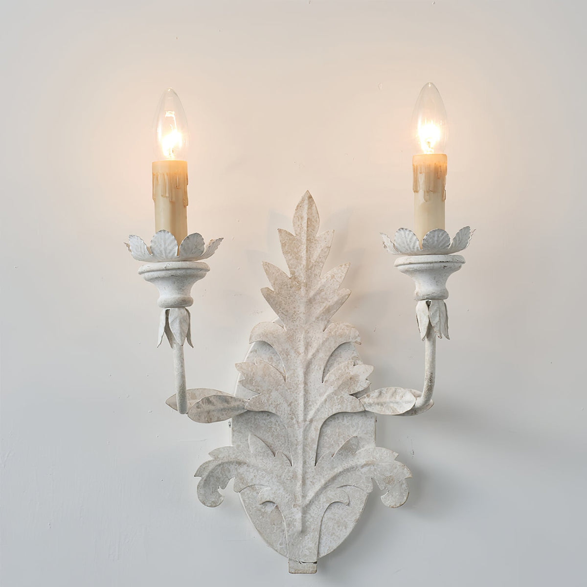 branch-leaf-wall-lamp