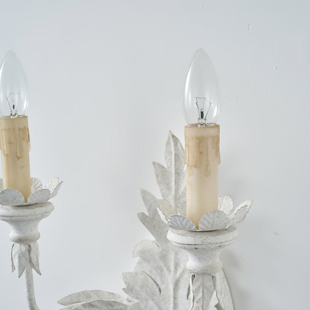 branch-leaf-wall-lamp