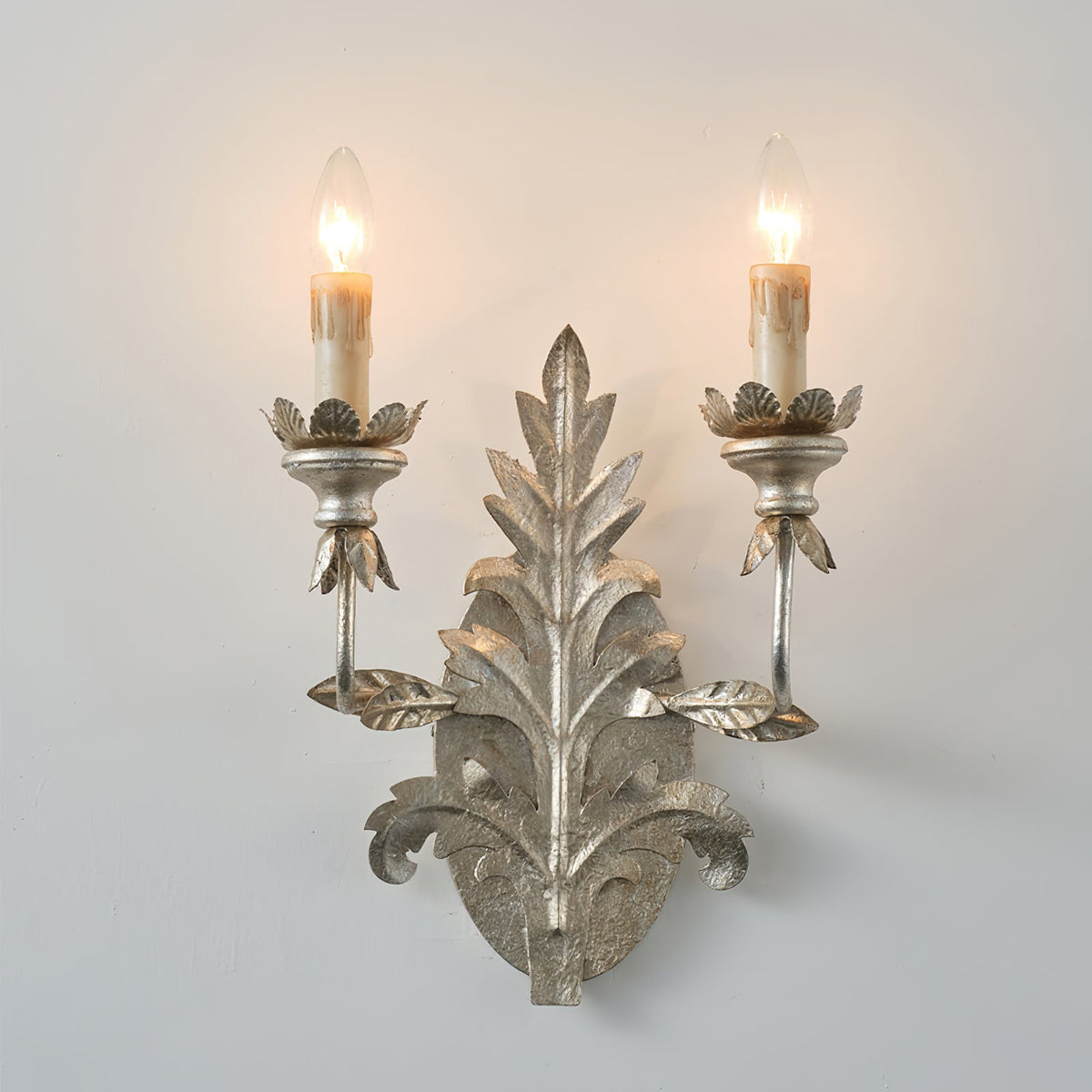 branch-leaf-wall-lamp