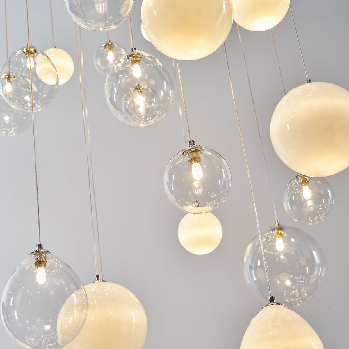 Breath of Light Modern Crystal Chandelier for Dining Room and Hotel
