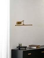 Brillan Frame Rechargeable LED Wall Sconce for Artwork, Warm Light