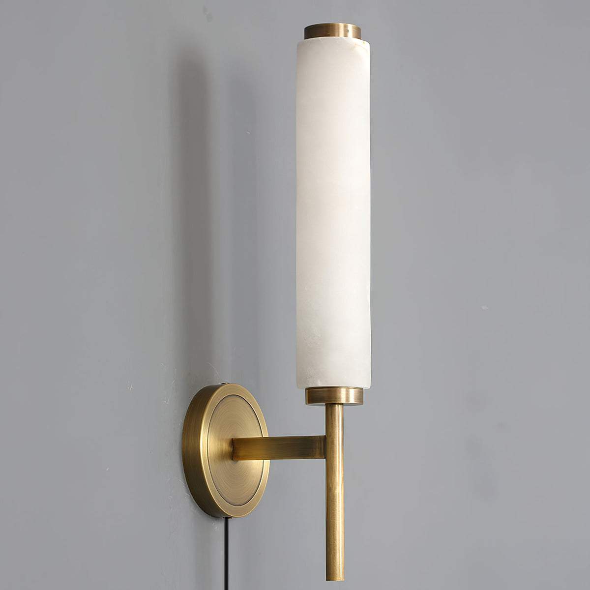 brindisi-plug-in-wall-lamp