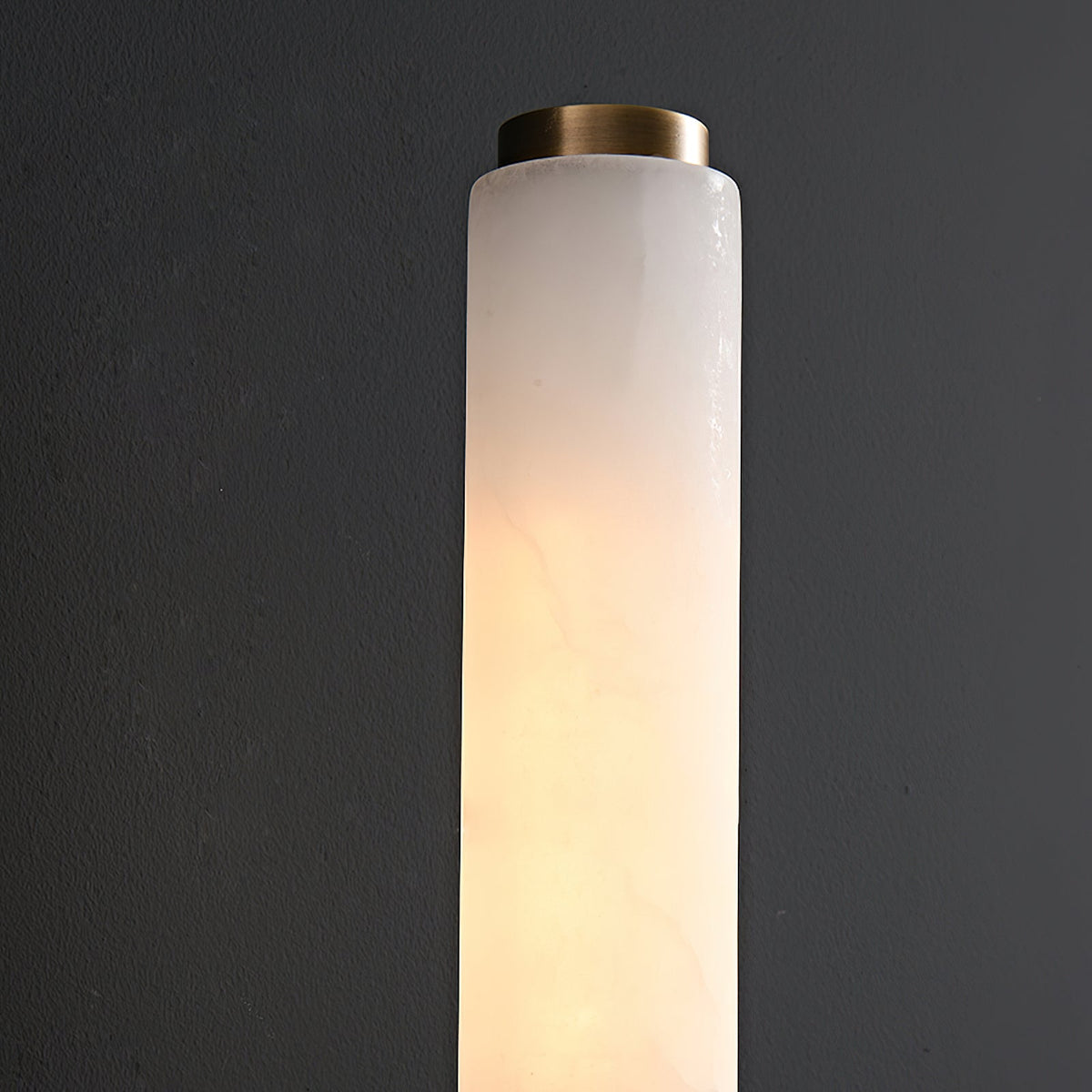 brindisi-plug-in-wall-lamp