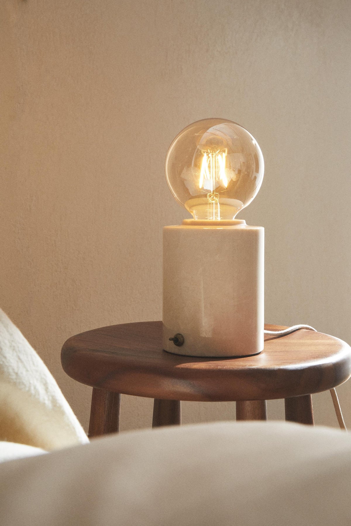 bristol-table-lamp