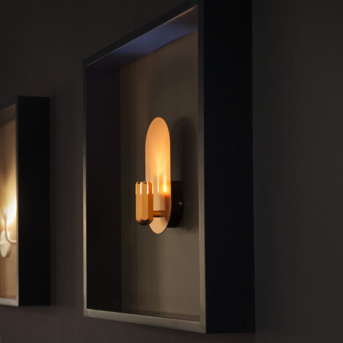 Brixton Wall Lamp