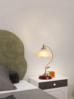 Retro Flower Table Lamp