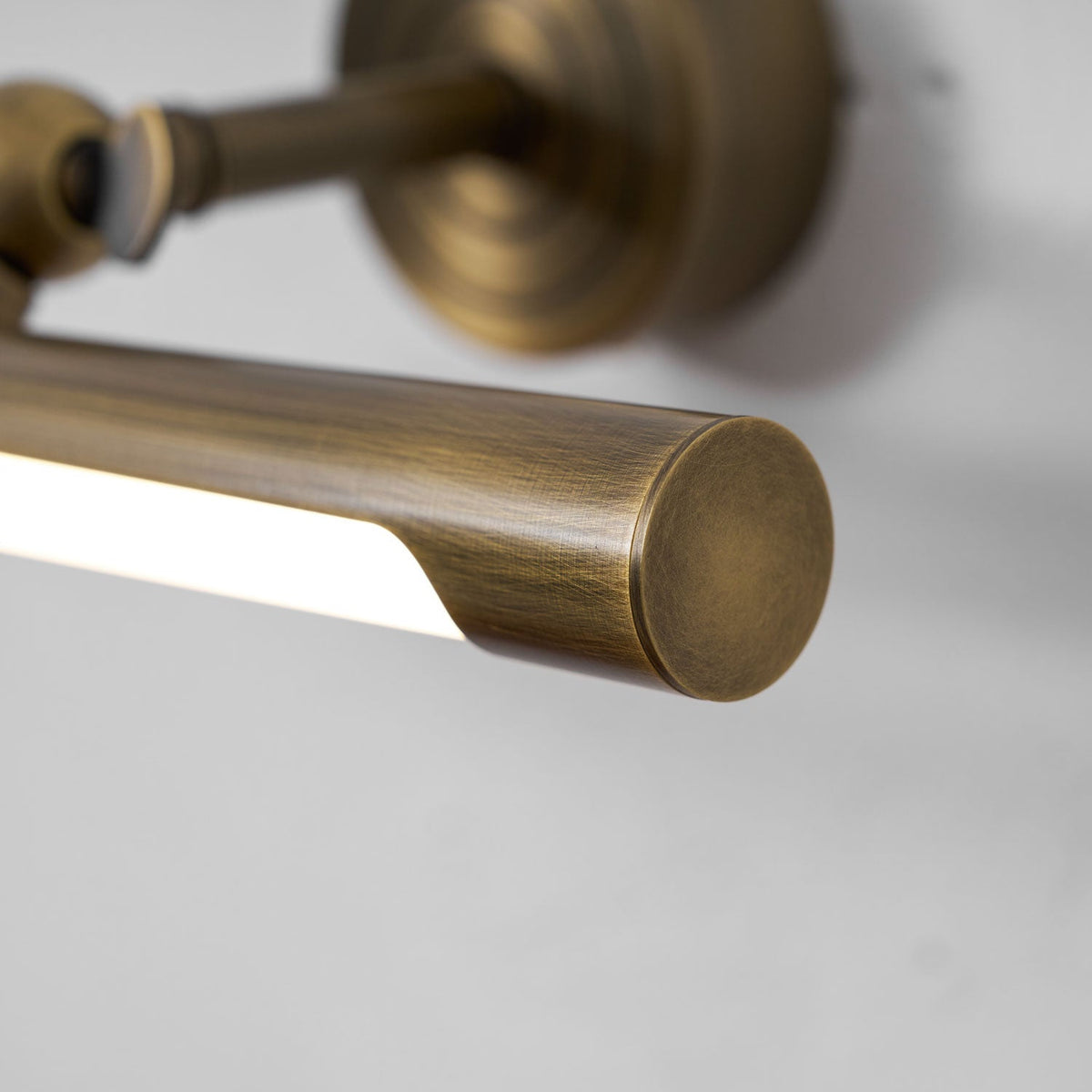Brunelux Modern Brass LED Wall Sconce for Bathroom Vanity