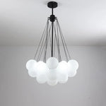 bubble-balloon-chandelier