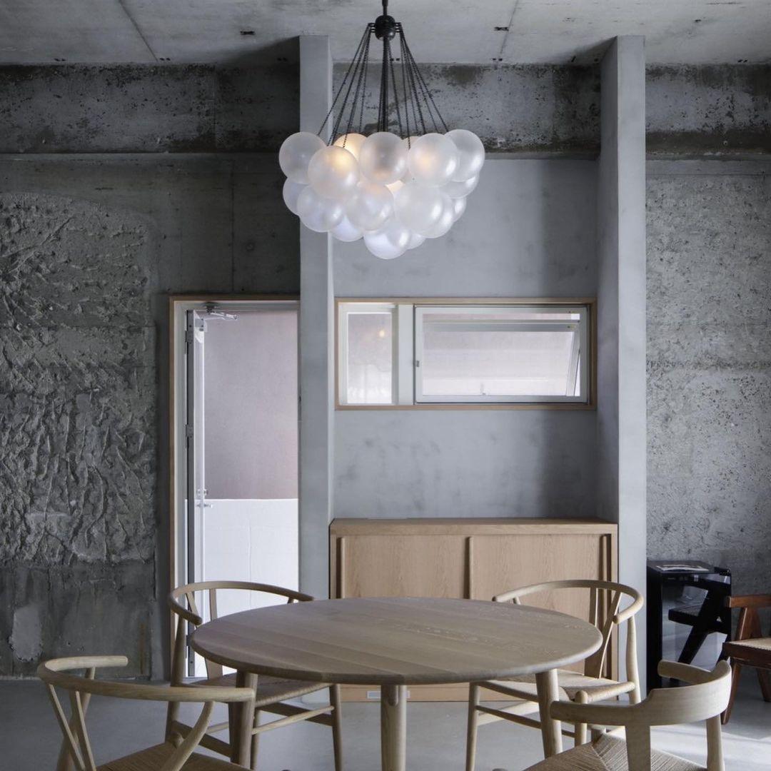 bubble-balloon-chandelier