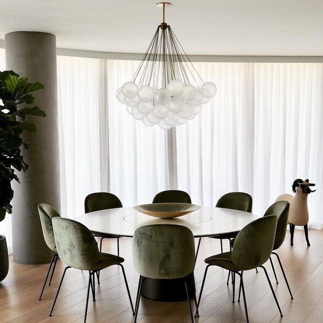 bubble-balloon-chandelier