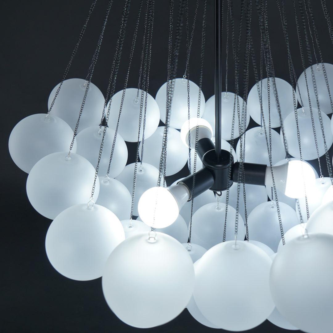 bubble-balloon-chandelier