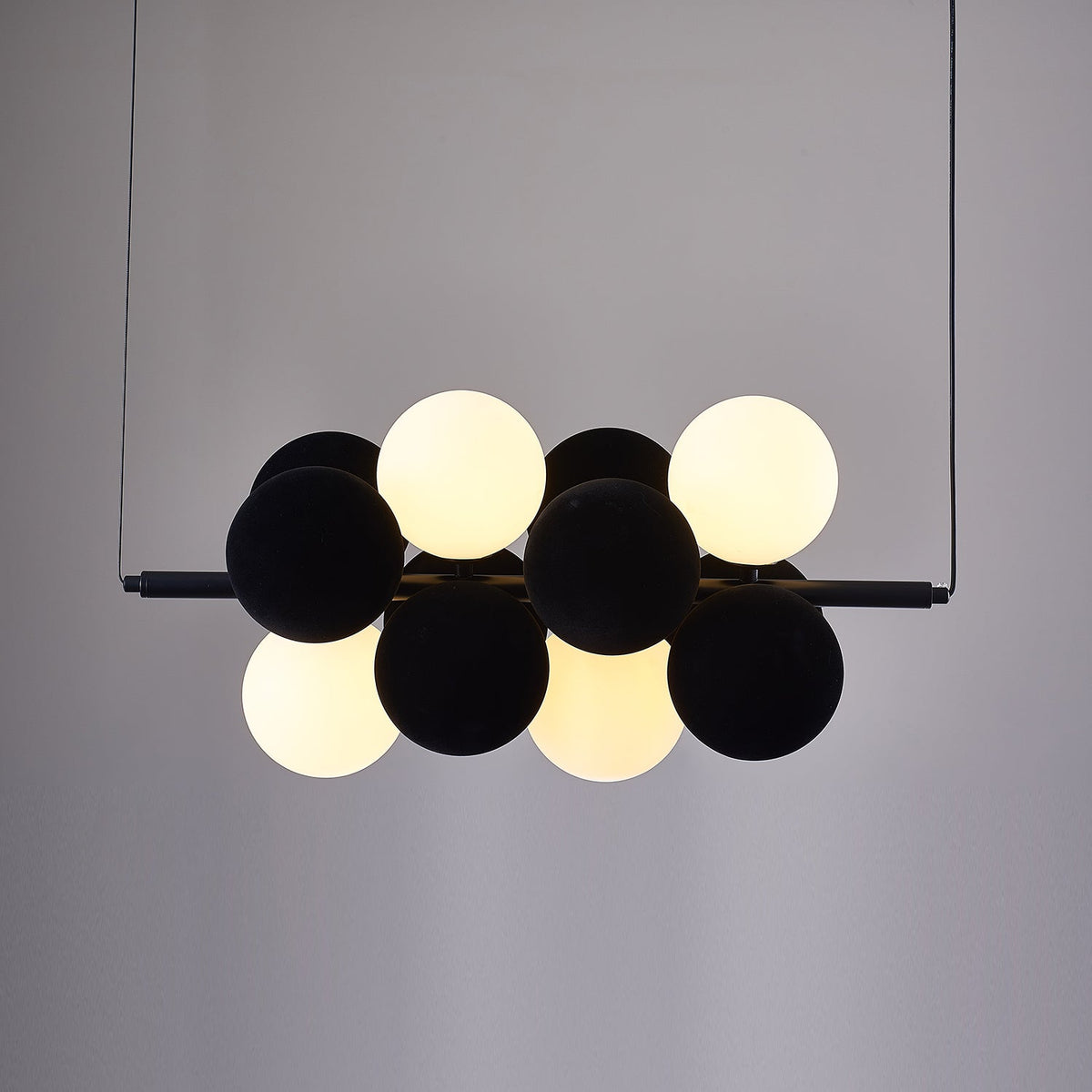 Bubbles Holly Designer Pendant Light – Modern Art Shade Lamp for Dining & Living Spaces