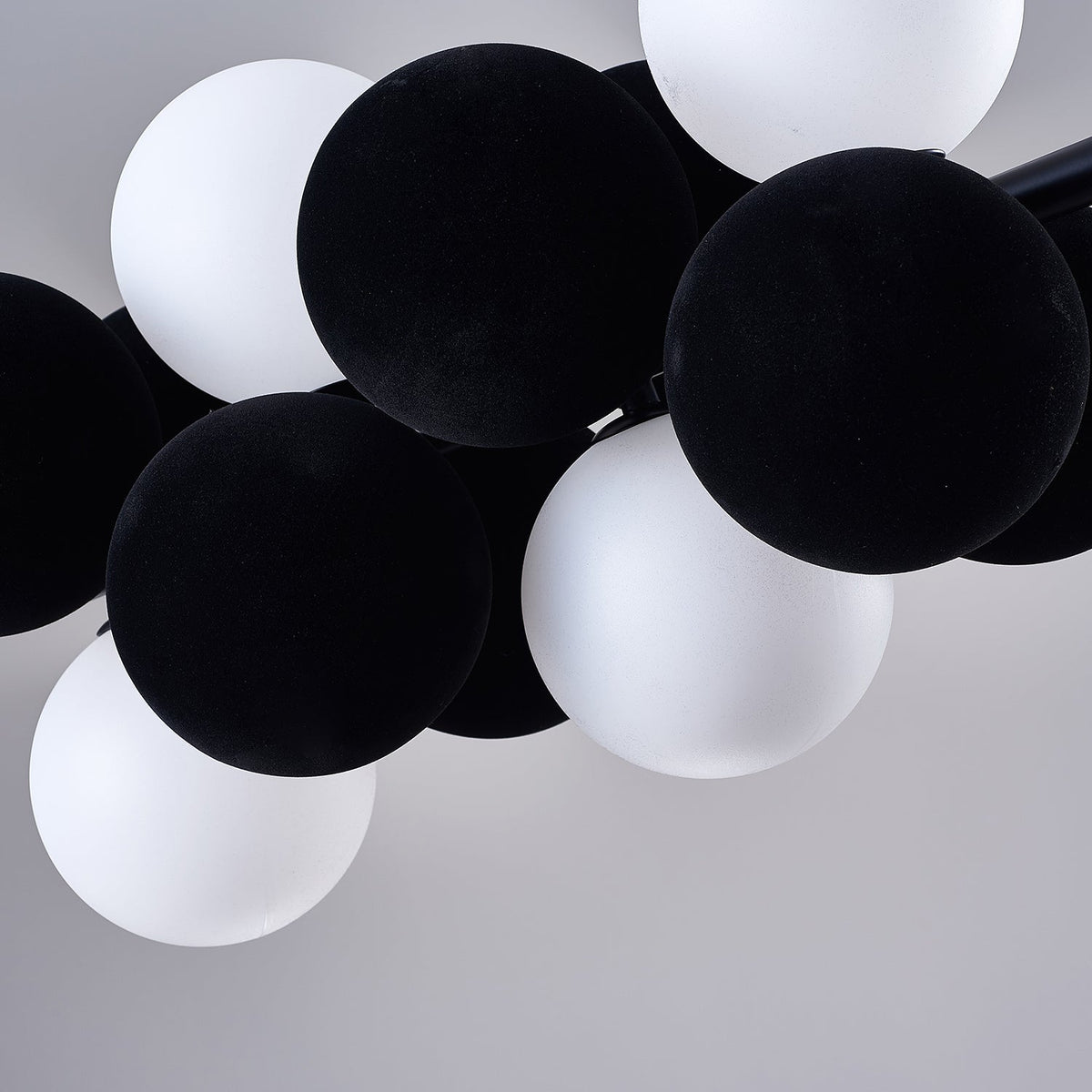 Bubbles Holly Designer Pendant Light – Modern Art Shade Lamp for Dining & Living Spaces
