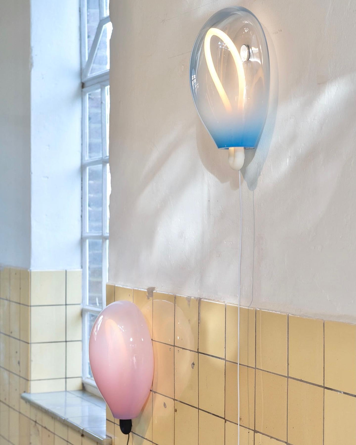 bulla-wall-light